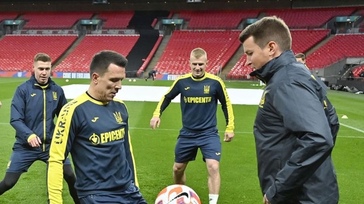 Предматчевая тренировка сборной Украины на стадионе "Уэмбли" – видео Предматчевая тренировка сборной Украины на стадионе "Уэмбли" – видео