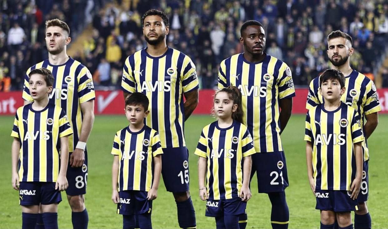 Гравці Фенербахче Гравці Фенербахче