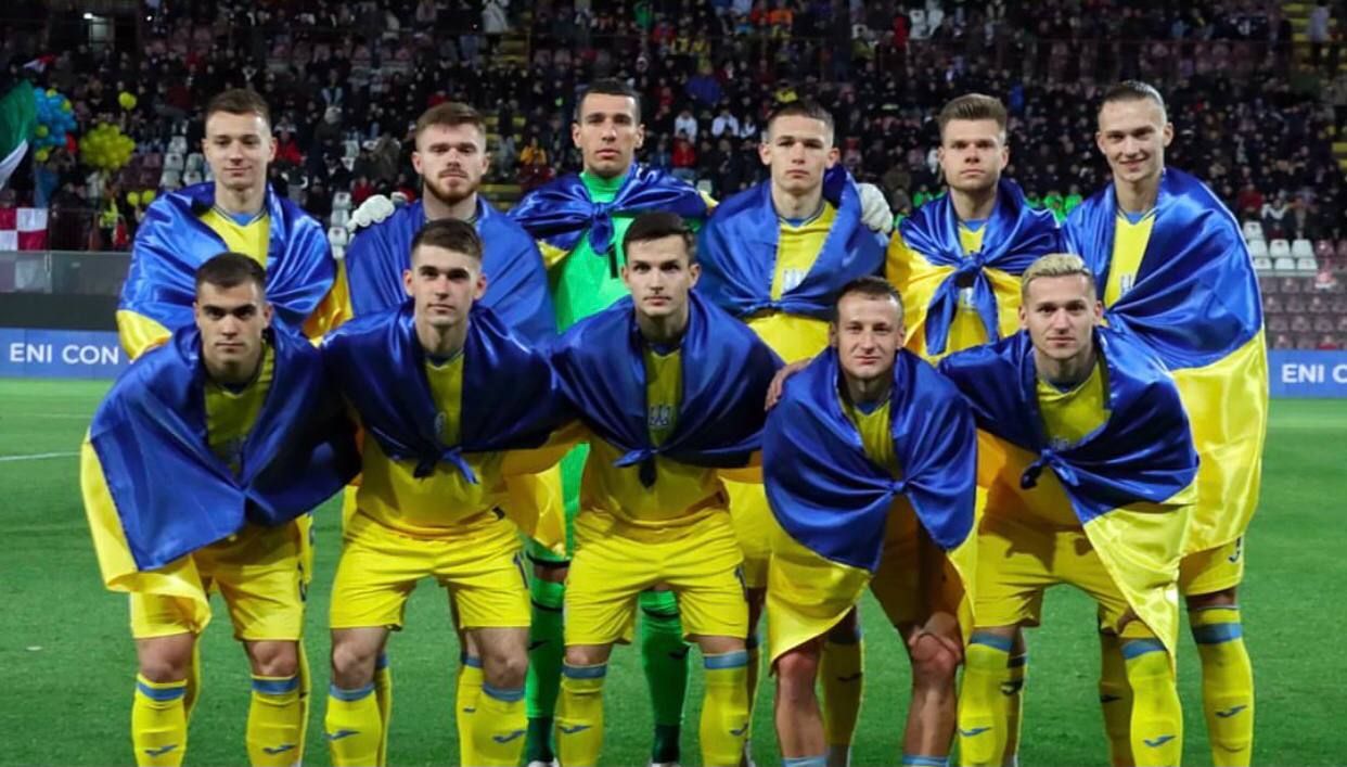 Юнацька збірна України Юнацька збірна України