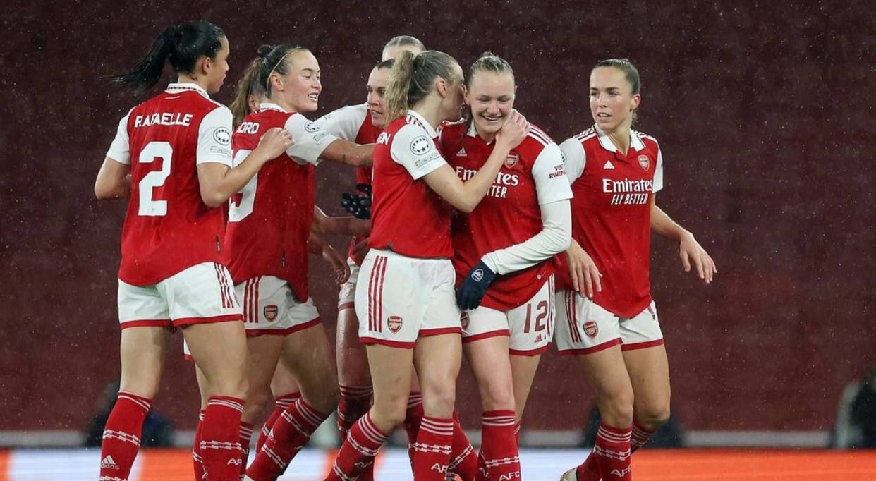 Женская команда Арсенала Женская команда Арсенала