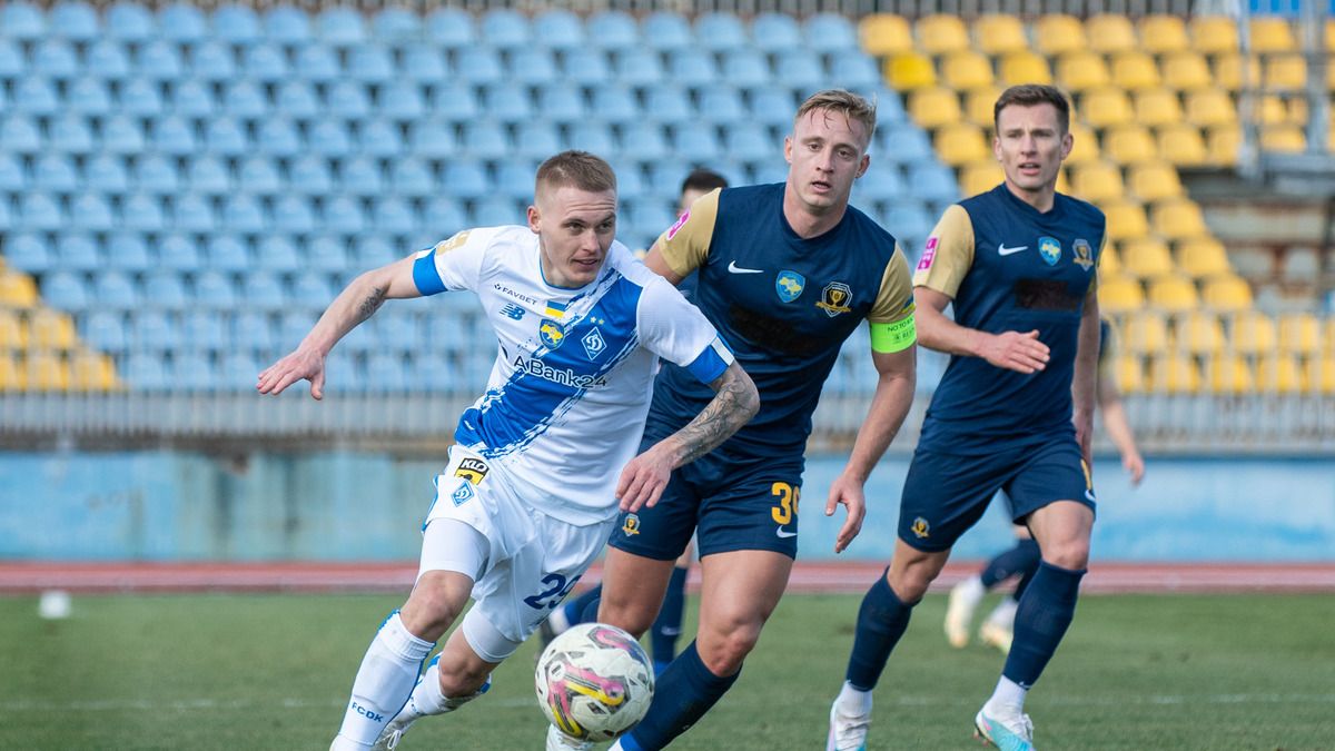 Удаление Буяльского - сколько матчей пропустит динамовец Удаление Буяльского - сколько матчей пропустит динамовец