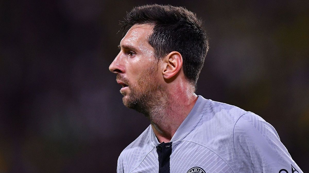 ПСЖ – Ліон – фанати парижан освистали Ліонеля Мессі перед матчем ПСЖ – Ліон – фанати парижан освистали Ліонеля Мессі перед матчем