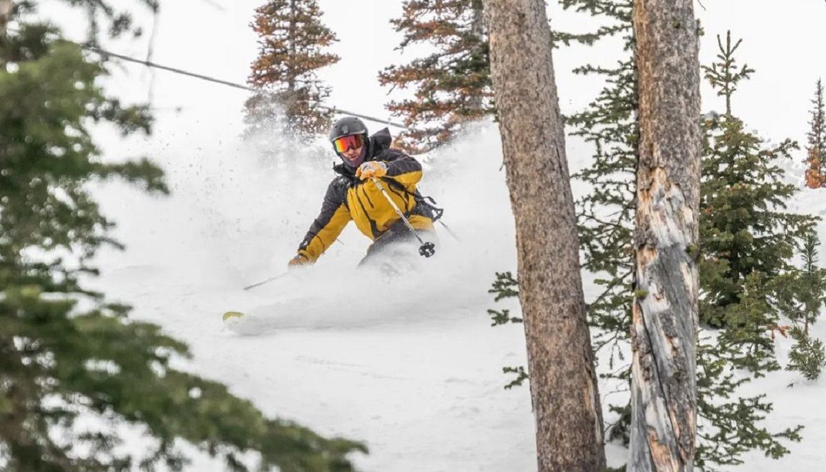 Лыжник Фрэнсис Цубер спас жизнь сноубордиста в США – видео спасения