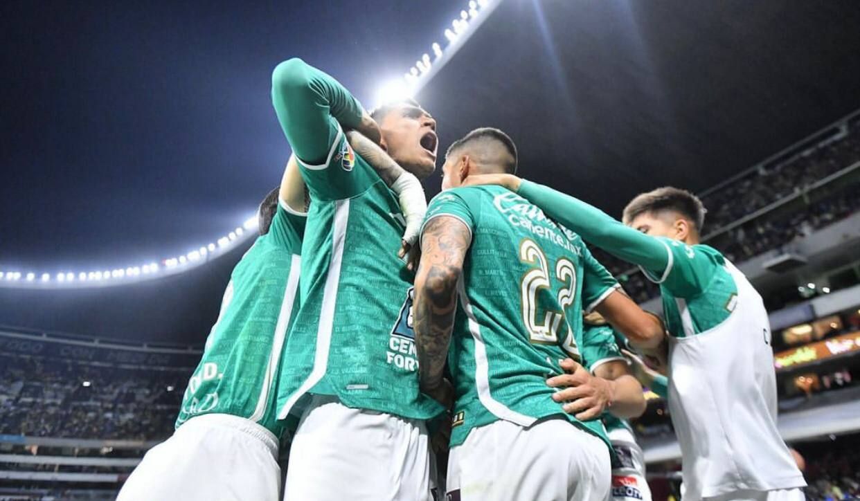 Футболісти Леона Футболісти Леона