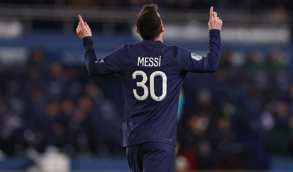 Барселона – Реал – каталонські фанати скандувати ім'я Мессі на Камп Ноу – відео Барселона – Реал – каталонські фанати скандувати ім'я Мессі на Камп Ноу – відео