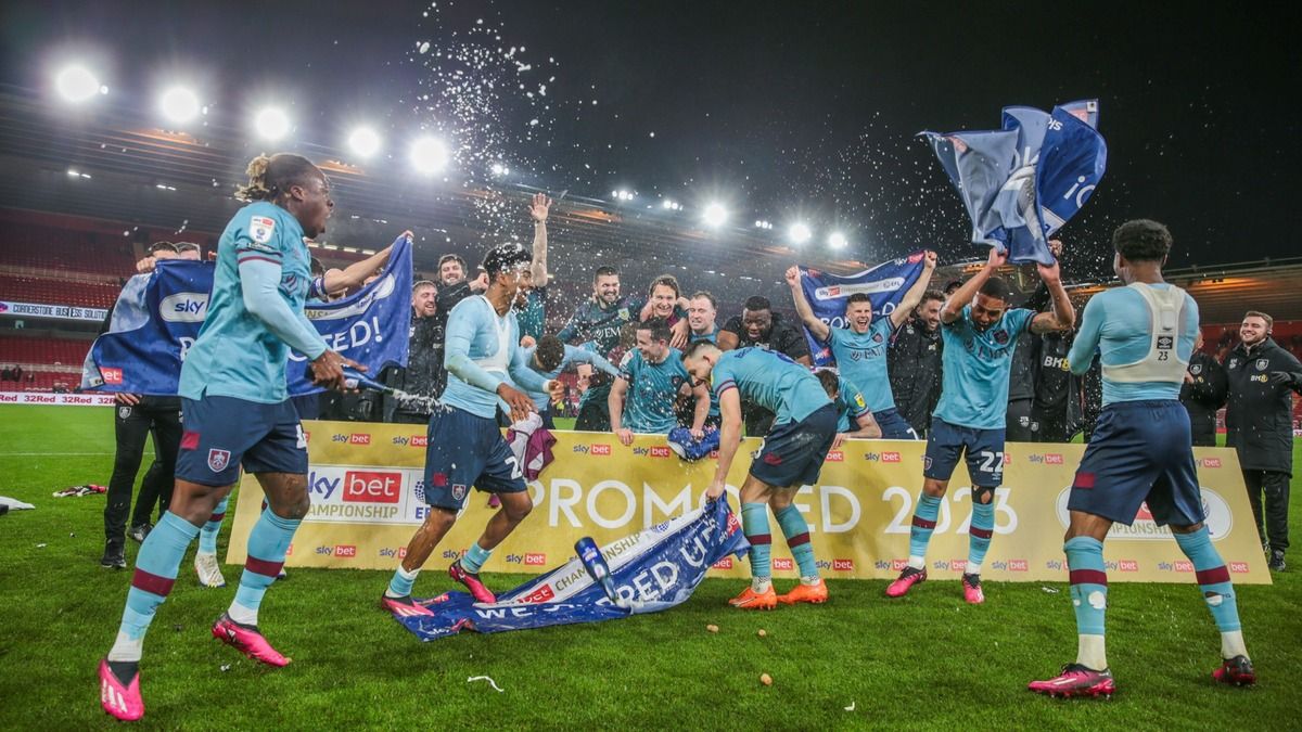 Бернли гарантировал место в АПЛ на следующий сезон Бернли гарантировал место в АПЛ на следующий сезон