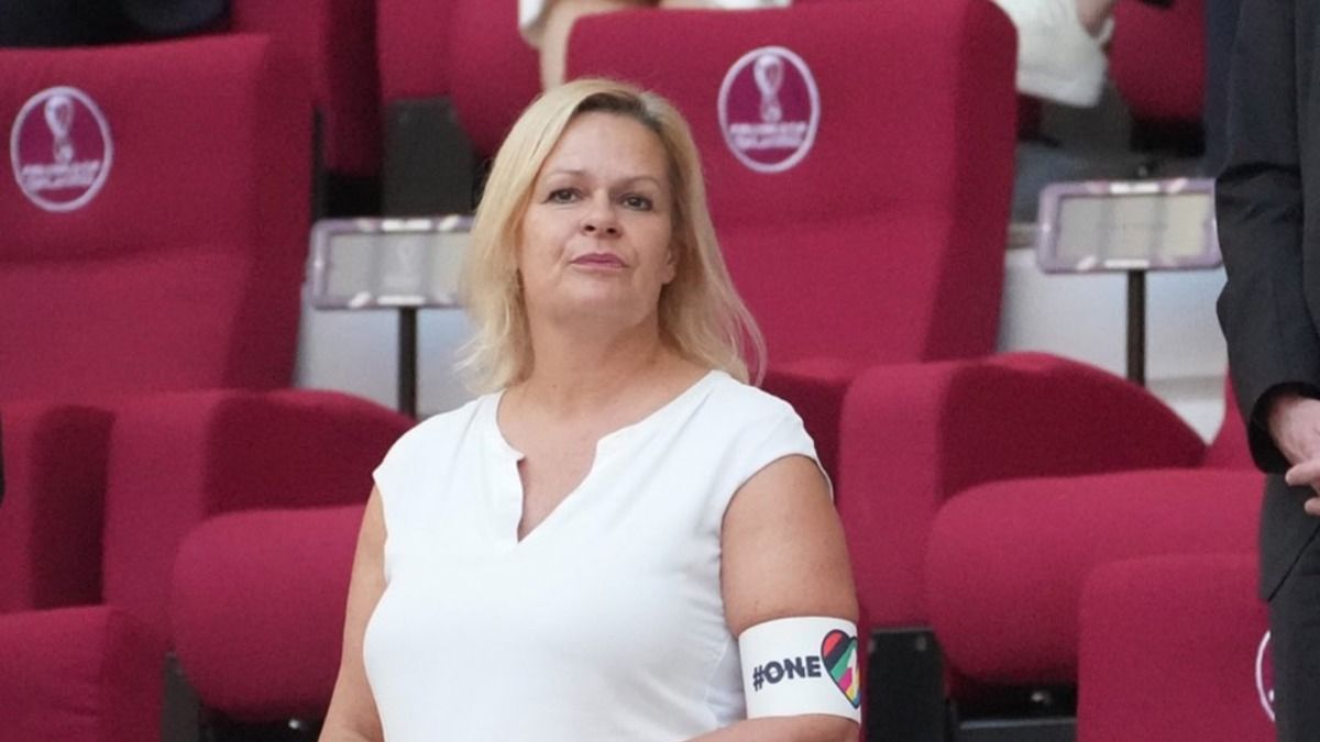 Ненсі Фезер пригрозила позбавленням віз російським та білоруським атлетам