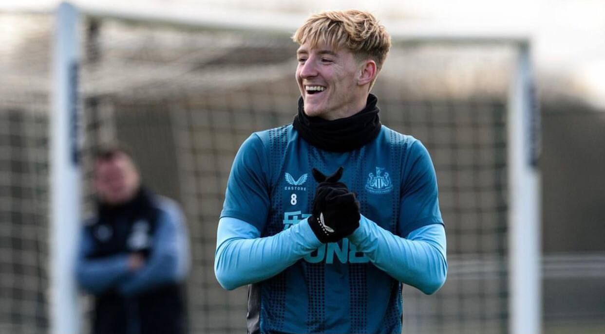 Ентоні Гордон Ентоні Гордон