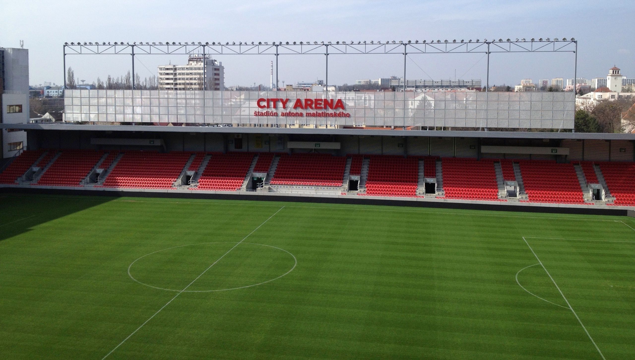 Стадіон Антона Малатинського в Трнаві Стадіон Антона Малатинського в Трнаві