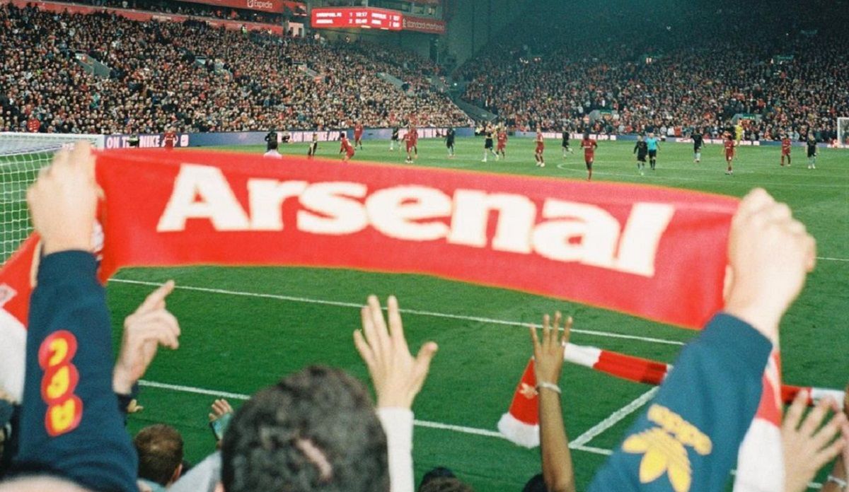 Еван Гершкович затриманий у Росії – фанати Арсенала підтримали журналіста Еван Гершкович затриманий у Росії – фанати Арсенала підтримали журналіста