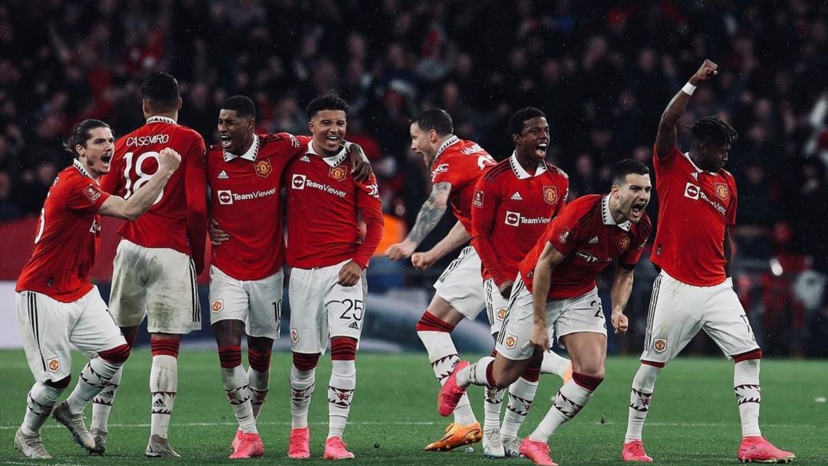 Брайтон - Манчестер Юнайтед - результат та огляд матчу 1/2 Кубка Англії Брайтон - Манчестер Юнайтед - результат та огляд матчу 1/2 Кубка Англії