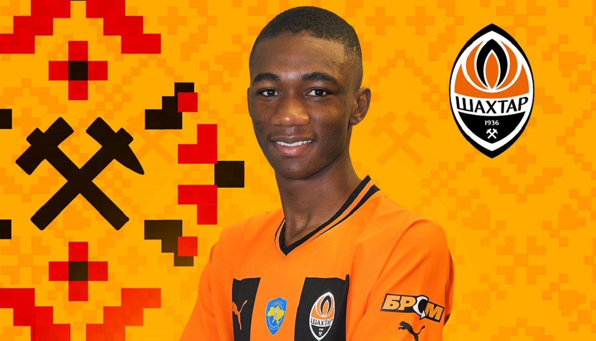 Даріо Срна розповів про новачка Шахтаря Деніл Кастілло Даріо Срна розповів про новачка Шахтаря Деніл Кастілло