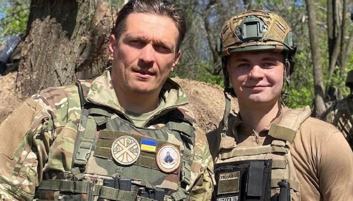 Олександр Усик вдарив по позиціях російського окупанта – фото та відео Олександр Усик вдарив по позиціях російського окупанта – фото та відео