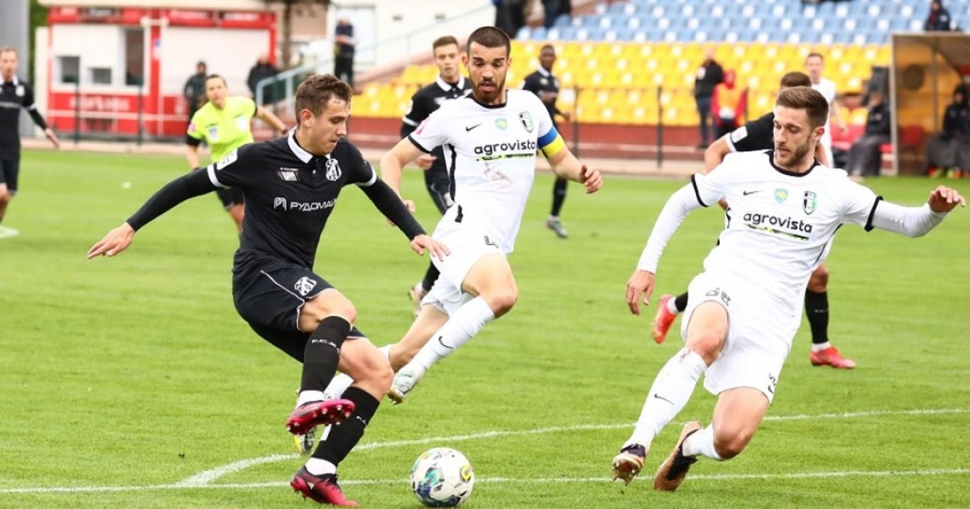 Кривбасс сильнее Александрии Кривбасс сильнее Александрии