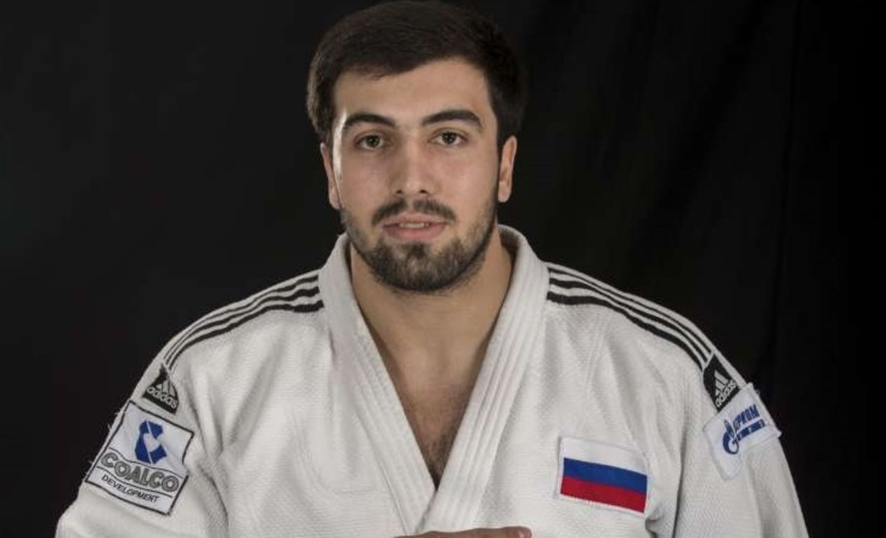 Нияз Ильясов Нияз Ильясов