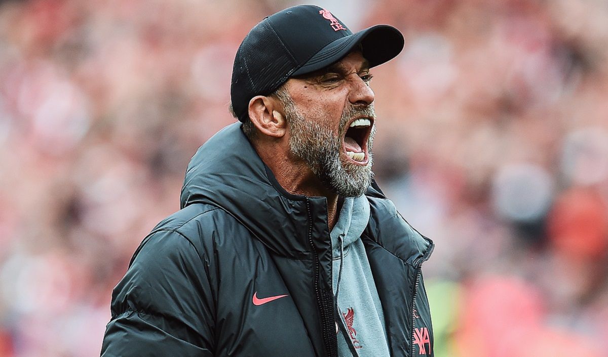 Юрген Клопп пошкодив ногу у матчі Ліверпуль – Тоттенхем – відео Юрген Клопп пошкодив ногу у матчі Ліверпуль – Тоттенхем – відео