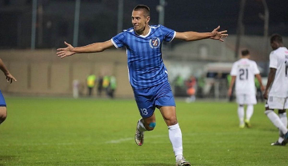 Дмитро Хльобас звинуватив суддю з Вірменії, який вкрав у нього чистий гол – фото Дмитро Хльобас звинуватив суддю з Вірменії, який вкрав у нього чистий гол – фото