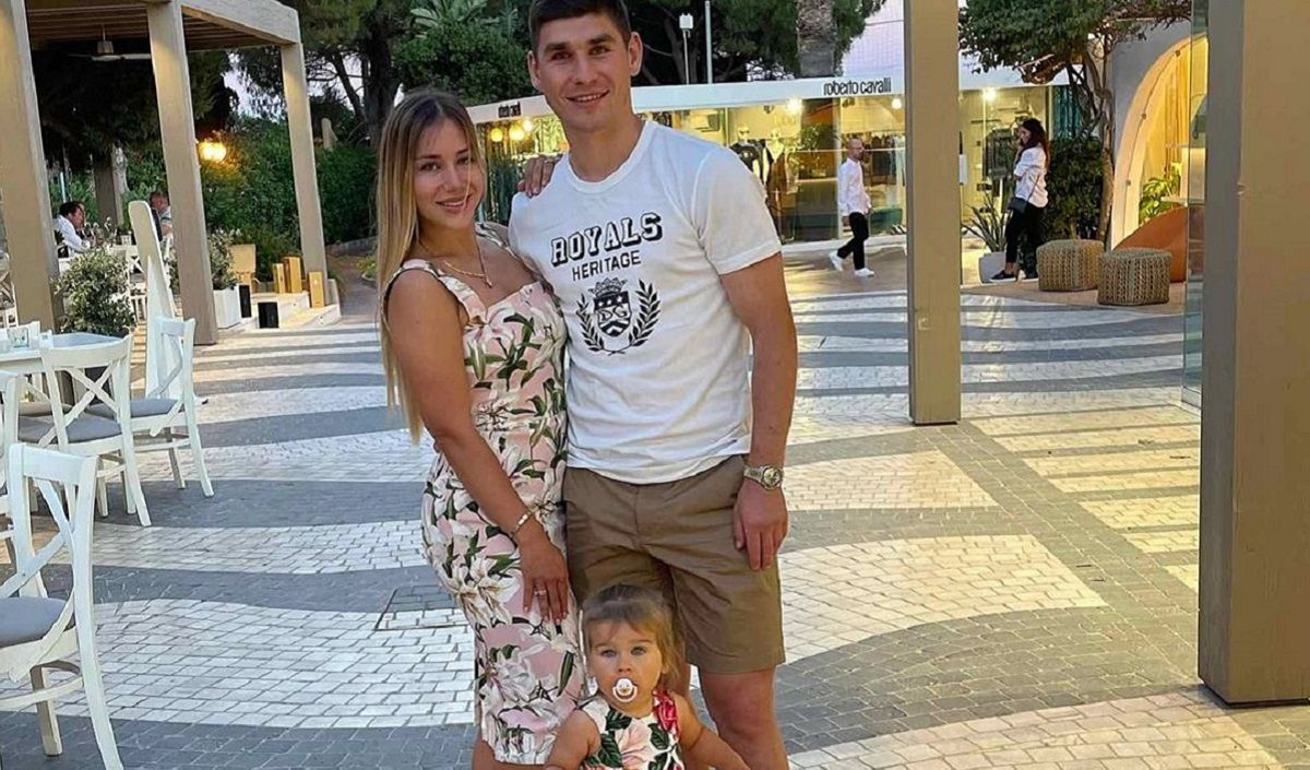 За какой клуб с детства мечта играть Малиновский – заявление жены Руслана За какой клуб с детства мечта играть Малиновский – заявление жены Руслана