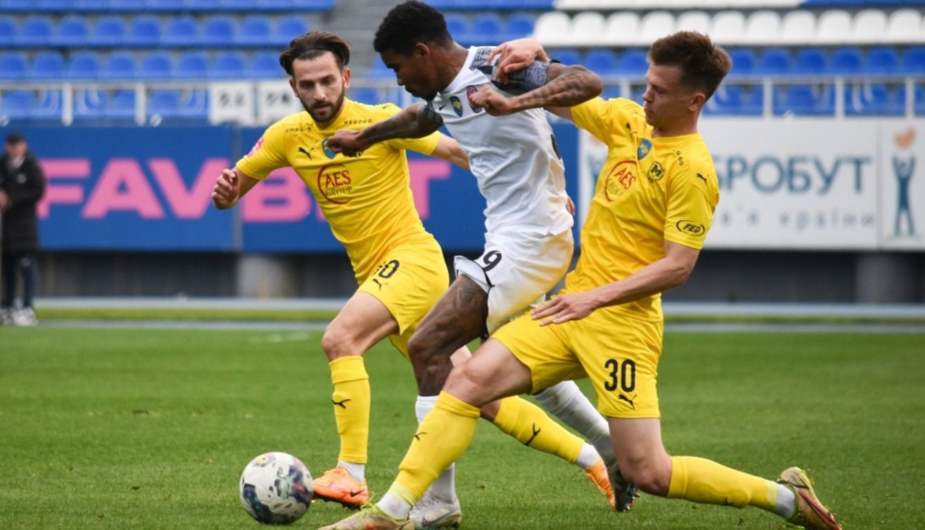 Заря разгромила Металлист 1925 Заря разгромила Металлист 1925