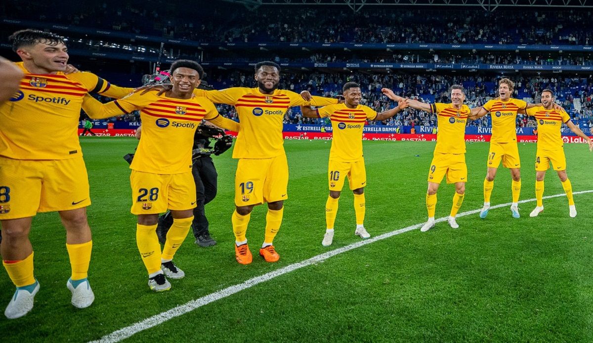 Барселона – чемпион Ла Лиги-2022/2023 – фанаты Эспаньола сорвали празднование – видео