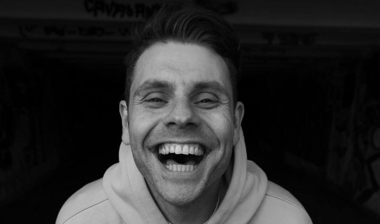 Артур Логой Артур Логой