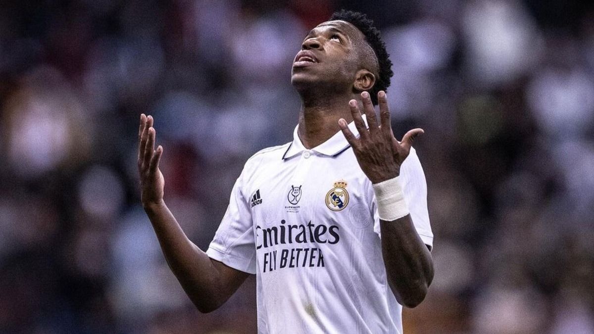 Расовий скандал у іспанській Ла Лізі - реакція Вінісіуса Жуніора на образи Расовий скандал у іспанській Ла Лізі - реакція Вінісіуса Жуніора на образи