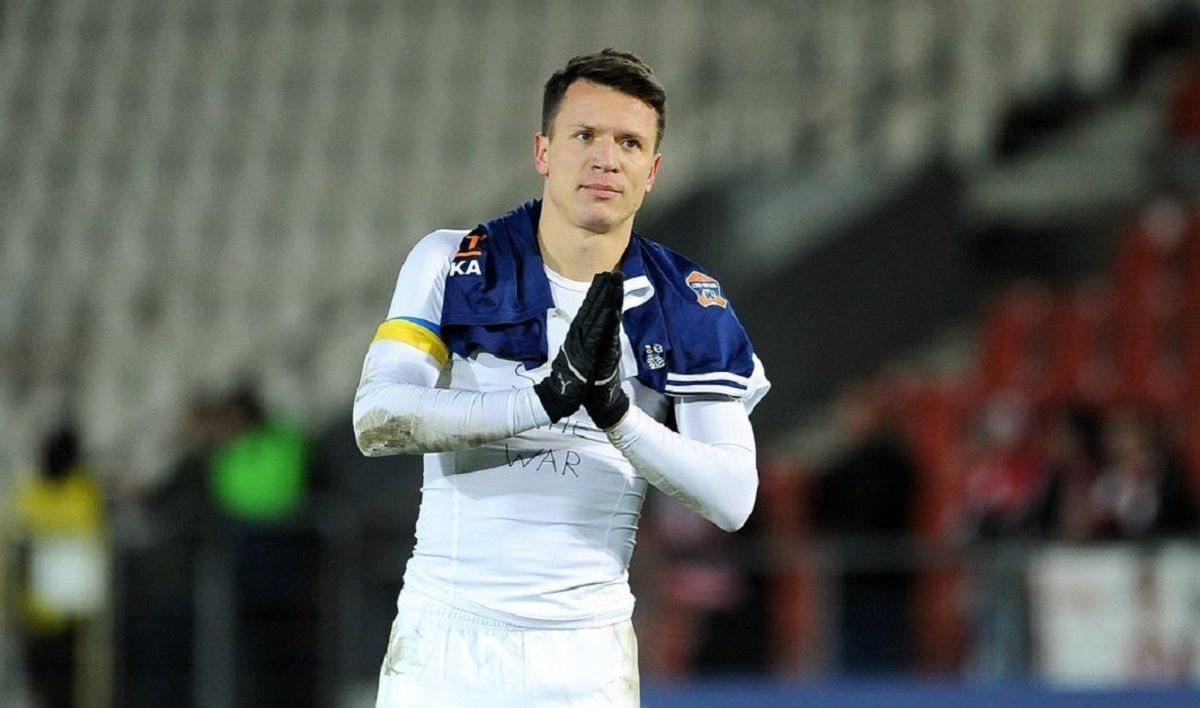 Евгений Коноплянка оценил шансы Шахтера и Днепра-1 на золото УПЛ-2022/2023 Евгений Коноплянка оценил шансы Шахтера и Днепра-1 на золото УПЛ-2022/2023