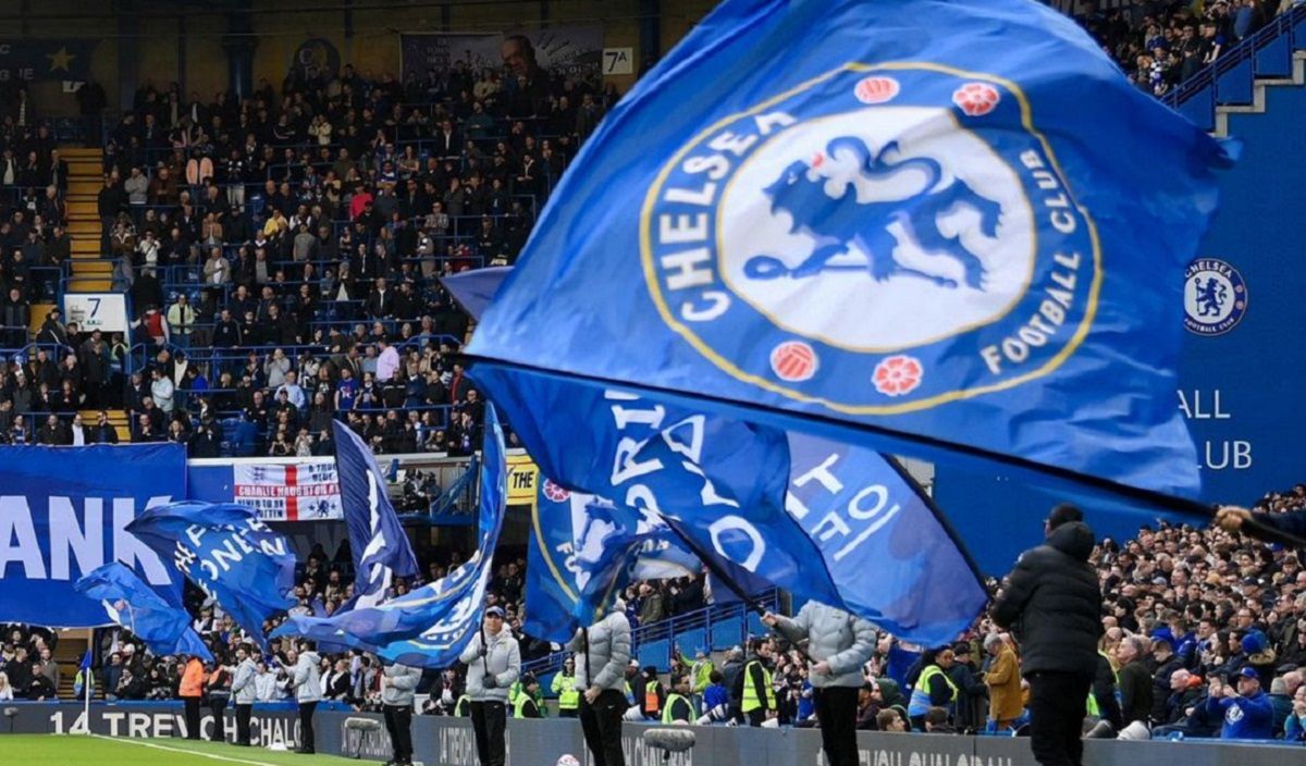 МЮ – Челсі – фанати Челсі співали принизливе гасло під час матчу АПЛ МЮ – Челсі – фанати Челсі співали принизливе гасло під час матчу АПЛ