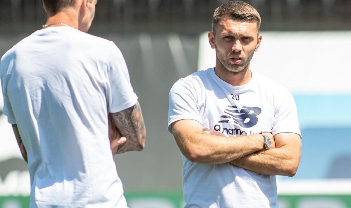 Караваєв близький до відходу з Динамо – що відомо про його виступи у Києві Караваєв близький до відходу з Динамо – що відомо про його виступи у Києві