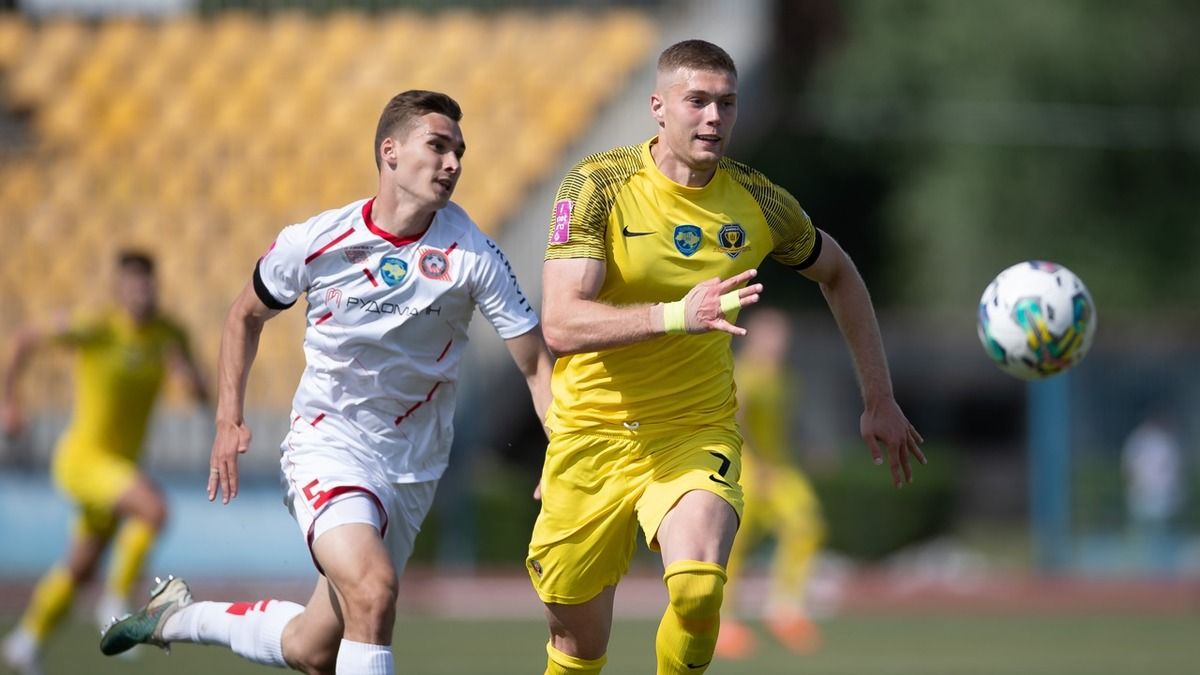 Артем Довбик підписав новий контракт з Дніпром-1 Артем Довбик підписав новий контракт з Дніпром-1