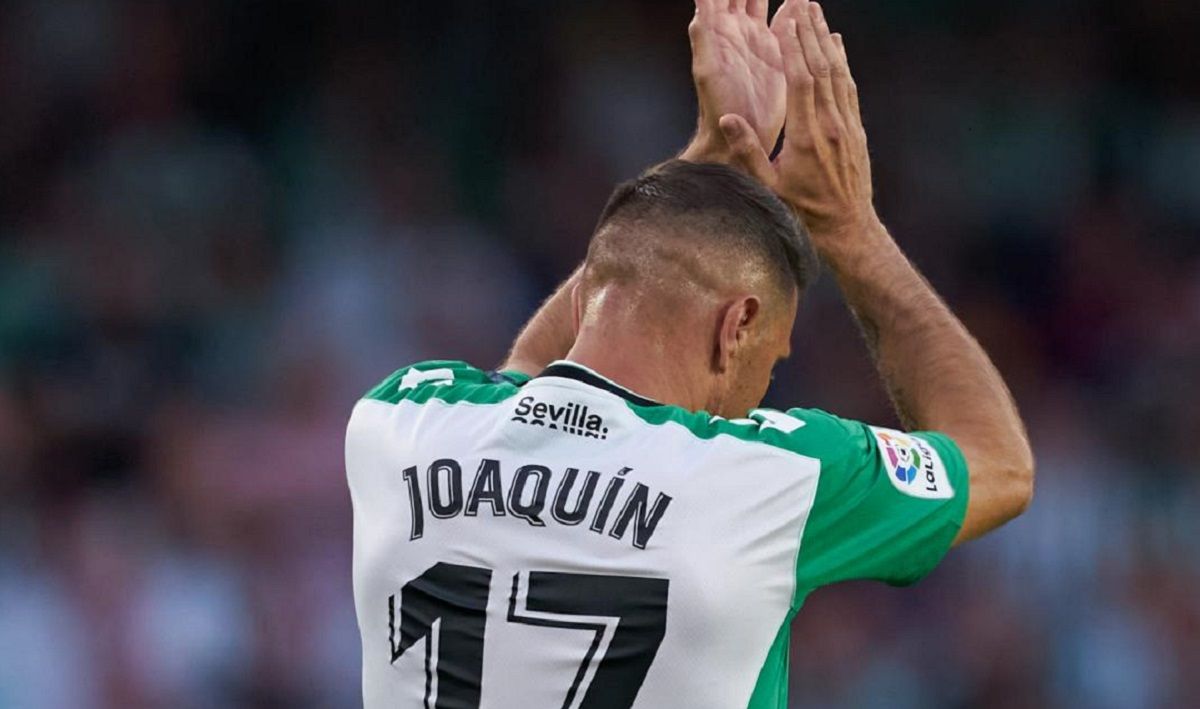 Хоакин Санчес закончил футбольную карьеру – какую должность предложил ему Бетис Хоакин Санчес закончил футбольную карьеру – какую должность предложил ему Бетис