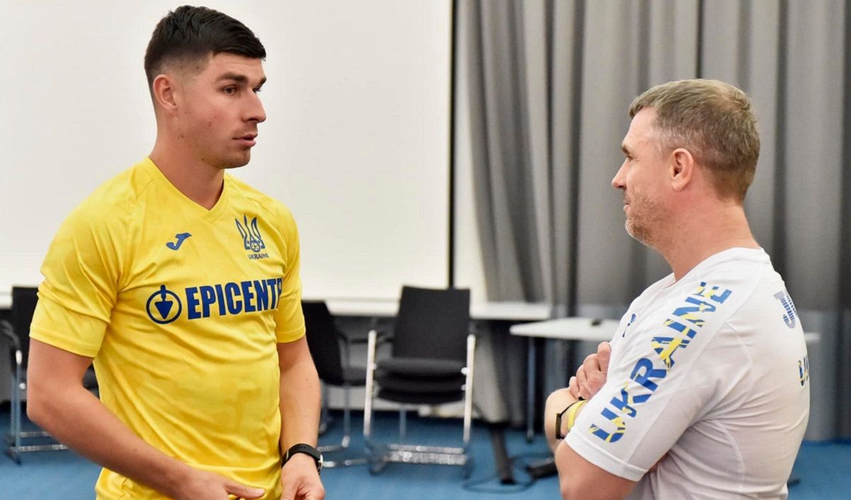 Ребров провів перше заняття на чолі збірної України з футболу – фото з Бремена