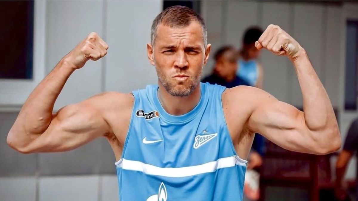 В сеть слили новые интимные видео российского форварда Артема Дзюба В сеть слили новые интимные видео российского форварда Артема Дзюба