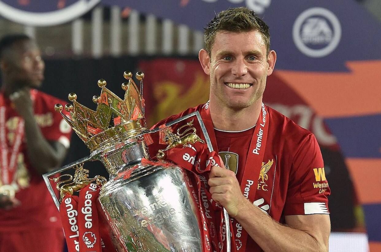 Джеймс Милнер с титулом АПЛ Джеймс Милнер с титулом АПЛ