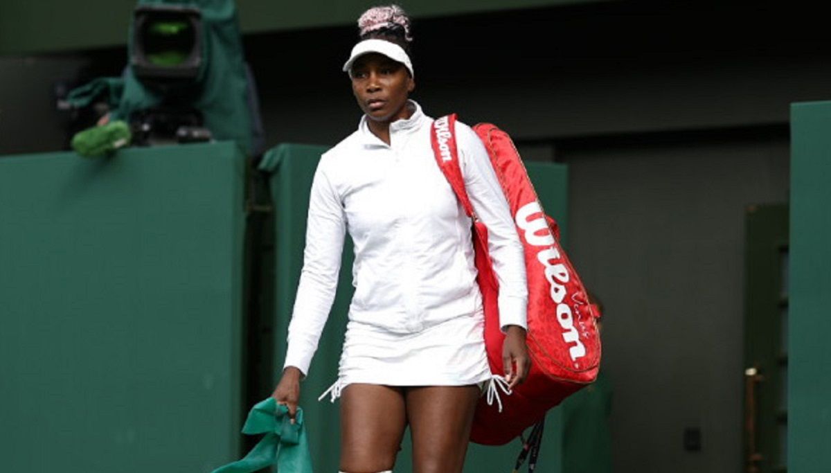 Вінус Вільямс не подала руку судді після вильоту від Світоліної з Вімблдона-2023 – відео Вінус Вільямс не подала руку судді після вильоту від Світоліної з Вімблдона-2023 – відео