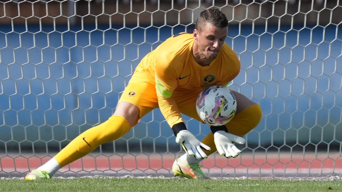 Роман Мисак розповів, як Олександр Петраков заважав йому грати у Вірменії Роман Мисак розповів, як Олександр Петраков заважав йому грати у Вірменії