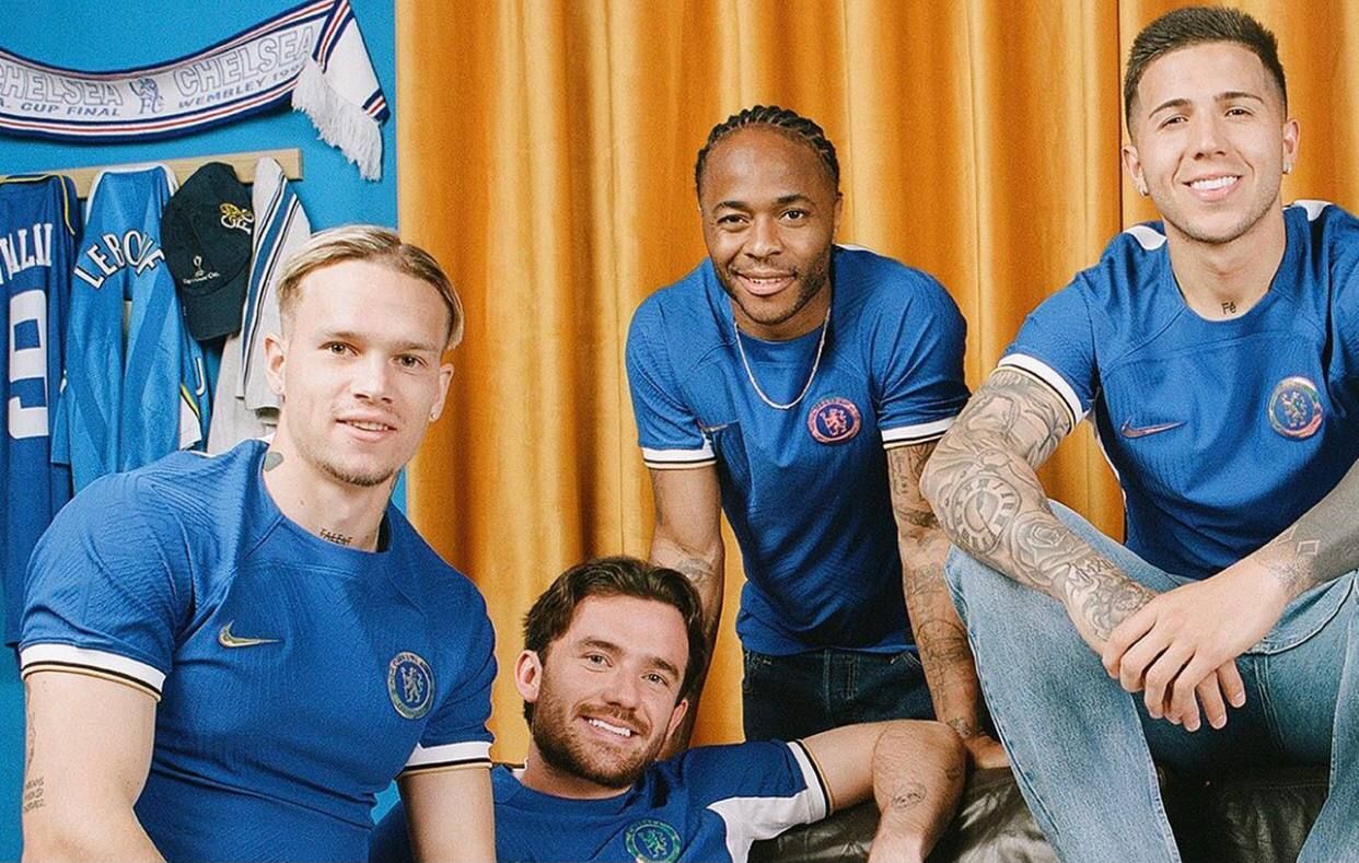 Презентація форми Челсі Презентація форми Челсі