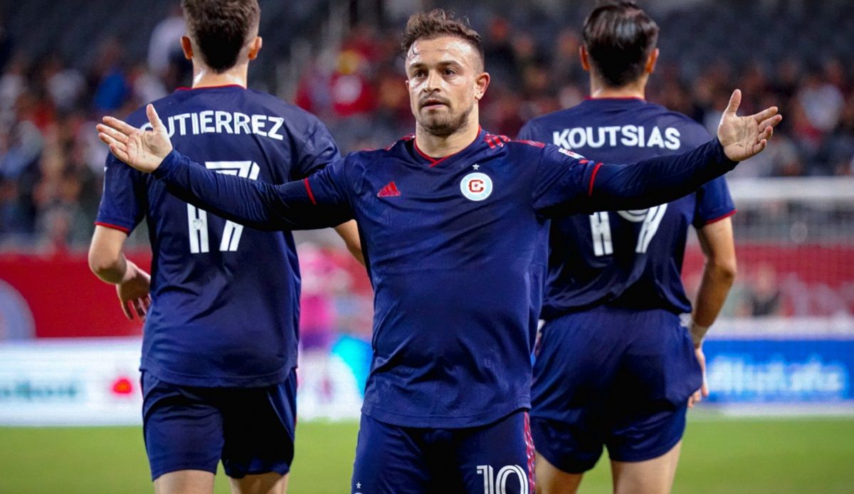 Джердана Шакірі забив диво-гол у матчі США Чикаго – Монреаль - відео Джердана Шакірі забив диво-гол у матчі США Чикаго – Монреаль - відео