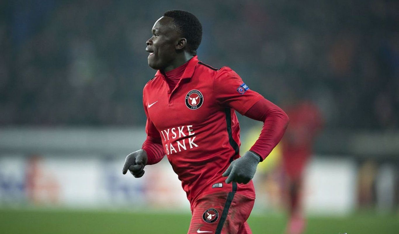 Піоне Сісто Піоне Сісто