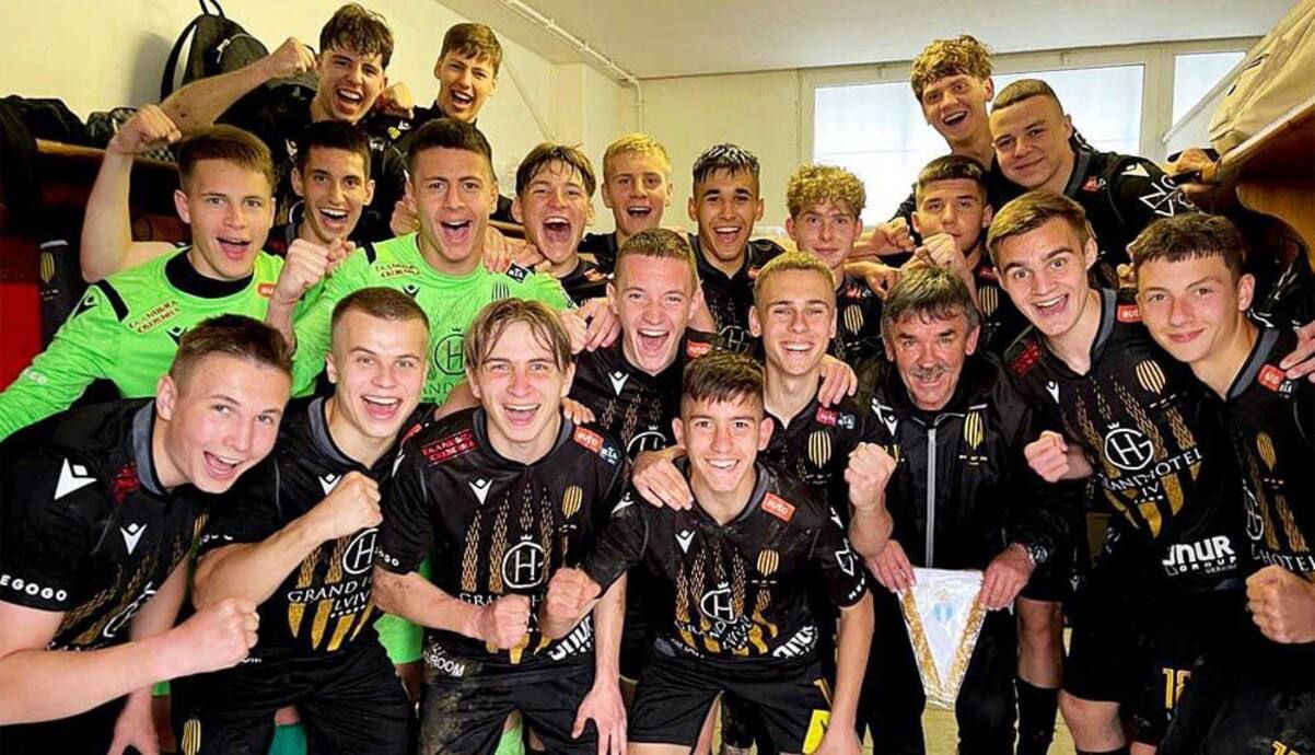 Игроки львовского коллектива U-17 Игроки львовского коллектива U-17