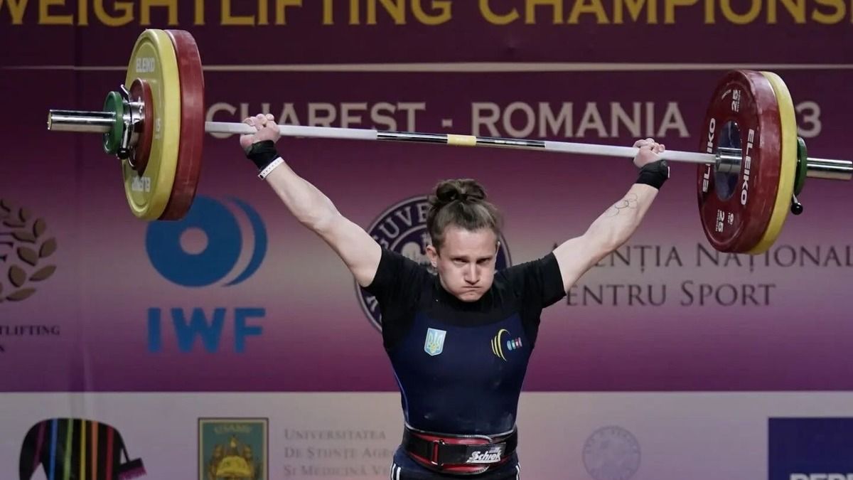 Каміла Конотоп - абсолютна чемпіонка молодіжного Євро-2023 з важкої атлетики