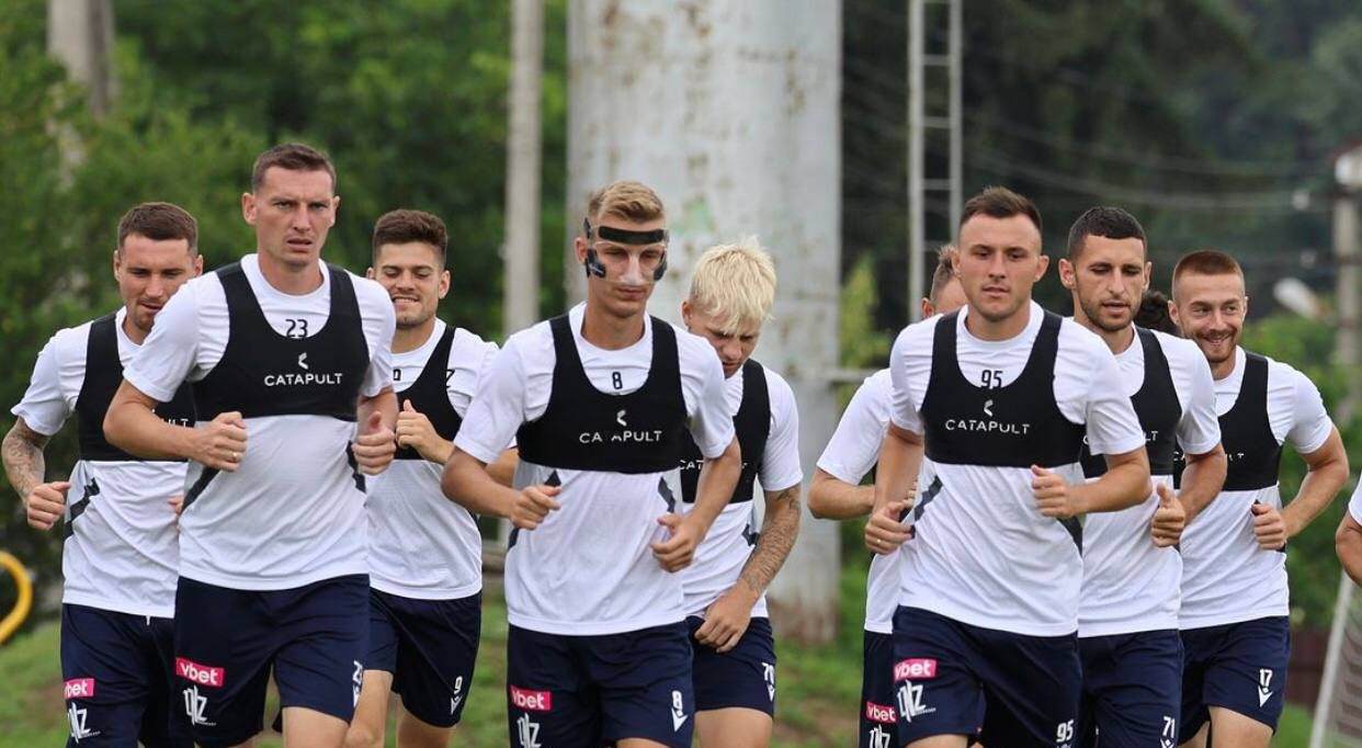 Игроки ЛНЗ Игроки ЛНЗ