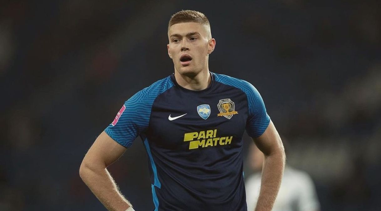 Артем Довбик Артем Довбик