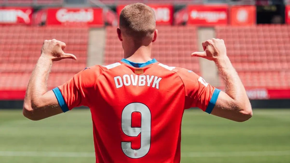 Артем Довбик Артем Довбик