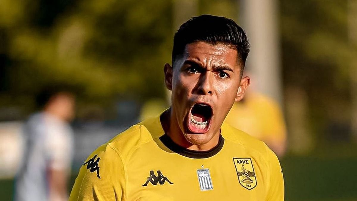 Арис - Динамо первый гол в матче Лига конференций-2023/2024 – видео Арис - Динамо первый гол в матче Лига конференций-2023/2024 – видео