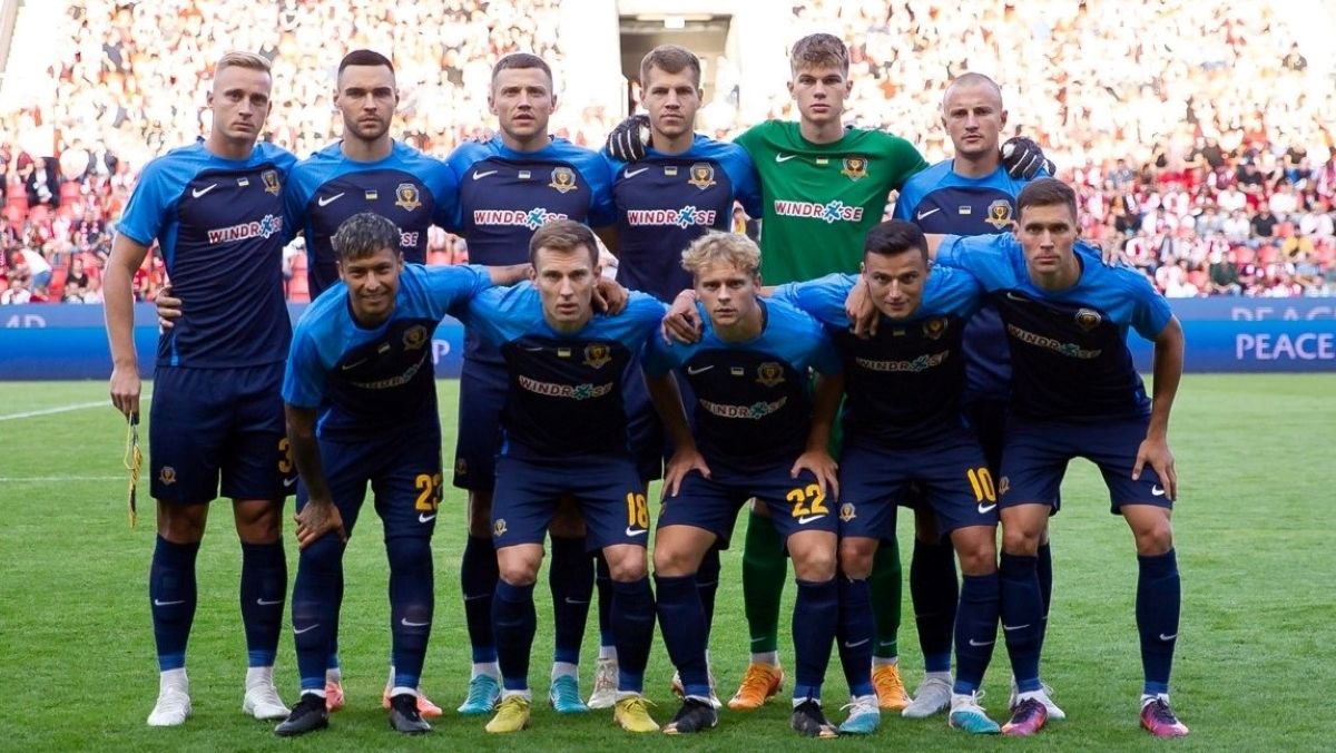 Дніпро-1 перед матчем зі Славією Дніпро-1 перед матчем зі Славією