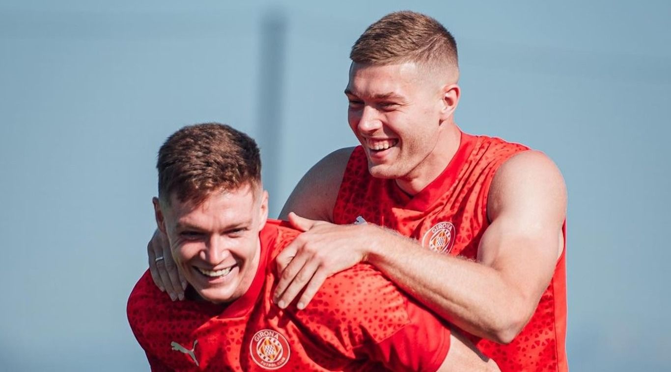 Артем Довбик забив з пасу Віктора Циганкова Артем Довбик забив з пасу Віктора Циганкова