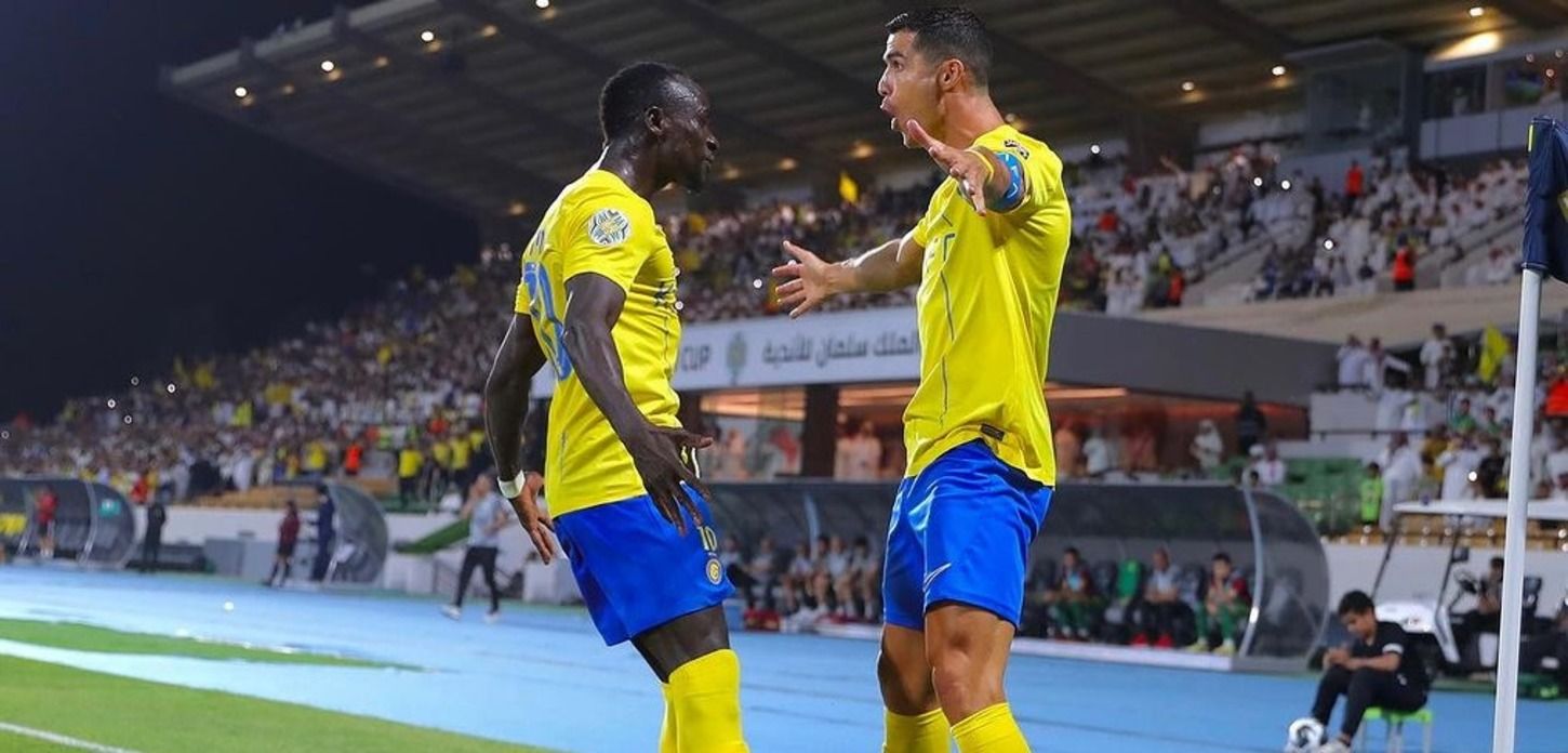 Кріштіану Роналду та Садіо Мане Кріштіану Роналду та Садіо Мане