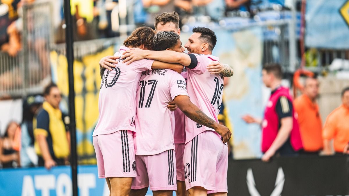 Интер Майами Лионеля Месси пригласили на розыгрыш Кубка Либертадорес Интер Майами Лионеля Месси пригласили на розыгрыш Кубка Либертадорес