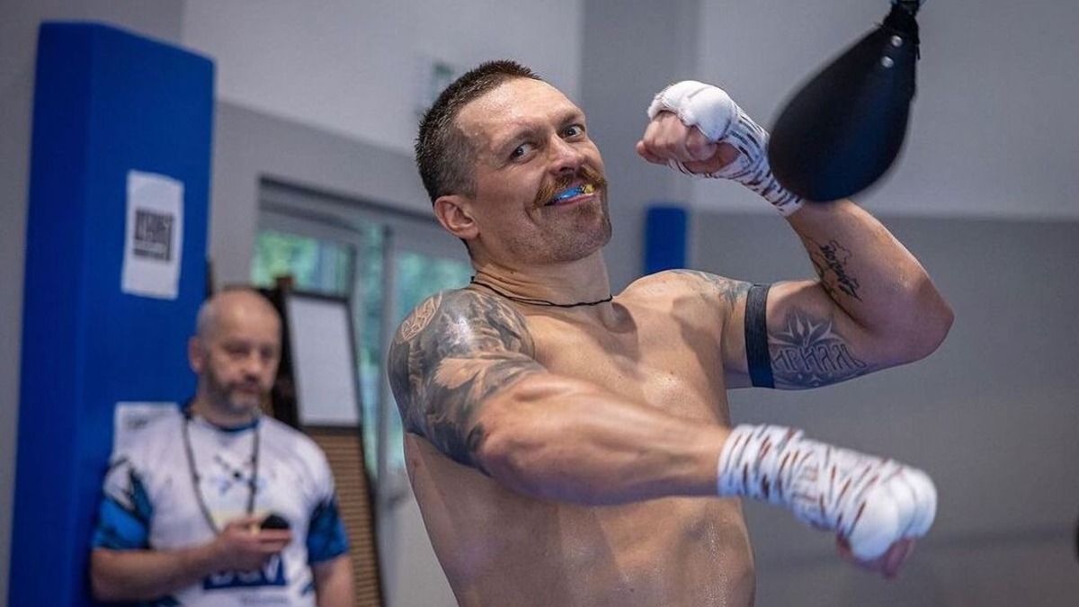 Бой Усик – Дюбуа – украинский чемпион станцевал вместе с Митрофановым. Бой Усик – Дюбуа – украинский чемпион станцевал вместе с Митрофановым.